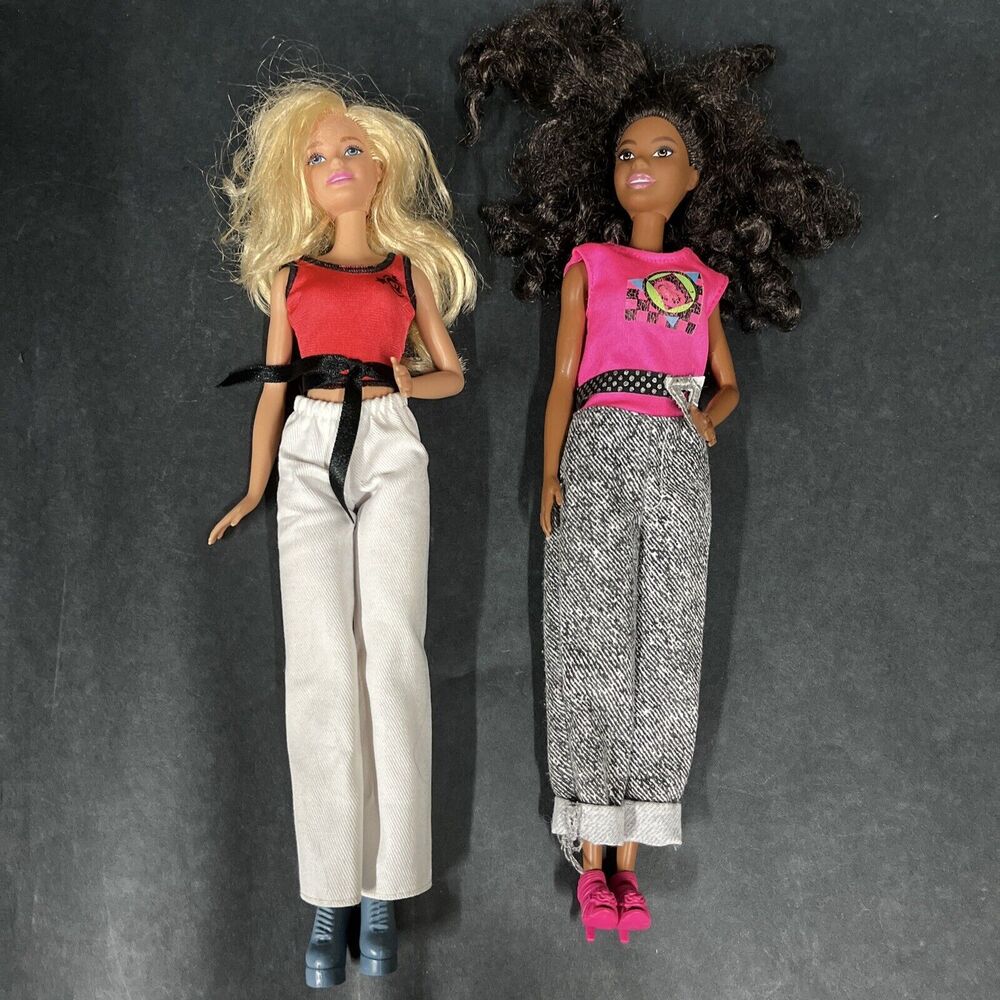Lot‎ Of 8 Mattel Fashion Barbie Dolls in Various Styles Outfits & Shoes 2015 - Picture 11 of 13